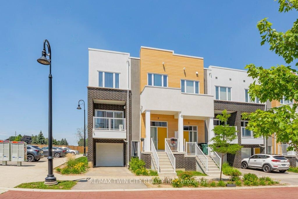 Property Photo: 3 Visionary Avenue ON N2R 0R7