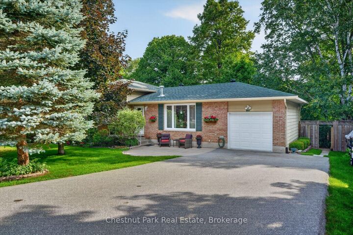 Property Photo: 80 Hubbel Crescent ON P1H 1S6
