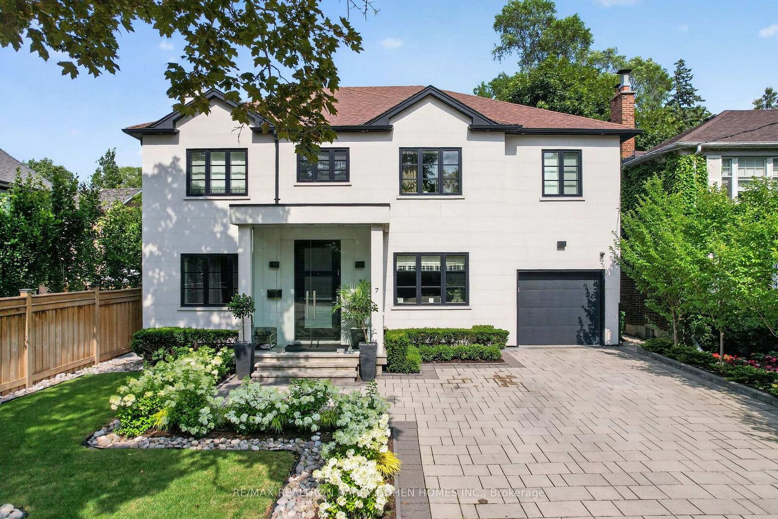 Property Photo: 7 Glen Rush Boulevard ON M5N 2T2