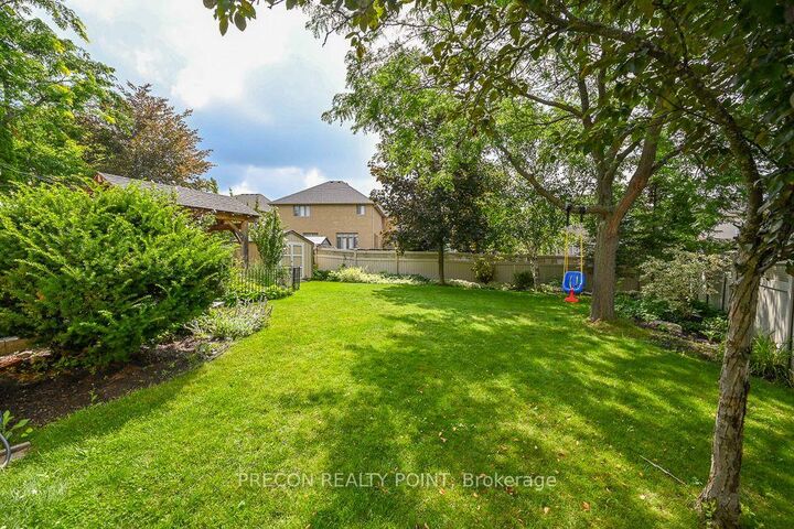 Property Photo: 67 Jeffrey Drive ON L9K 1R8