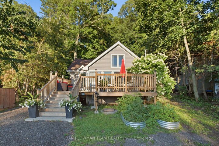 Property Photo: 85 Williams Point Road ON L0B 1E0