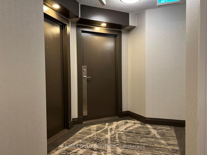Property Photo: 75 South Town Centre Boulevard 508 ON L6G 0B3