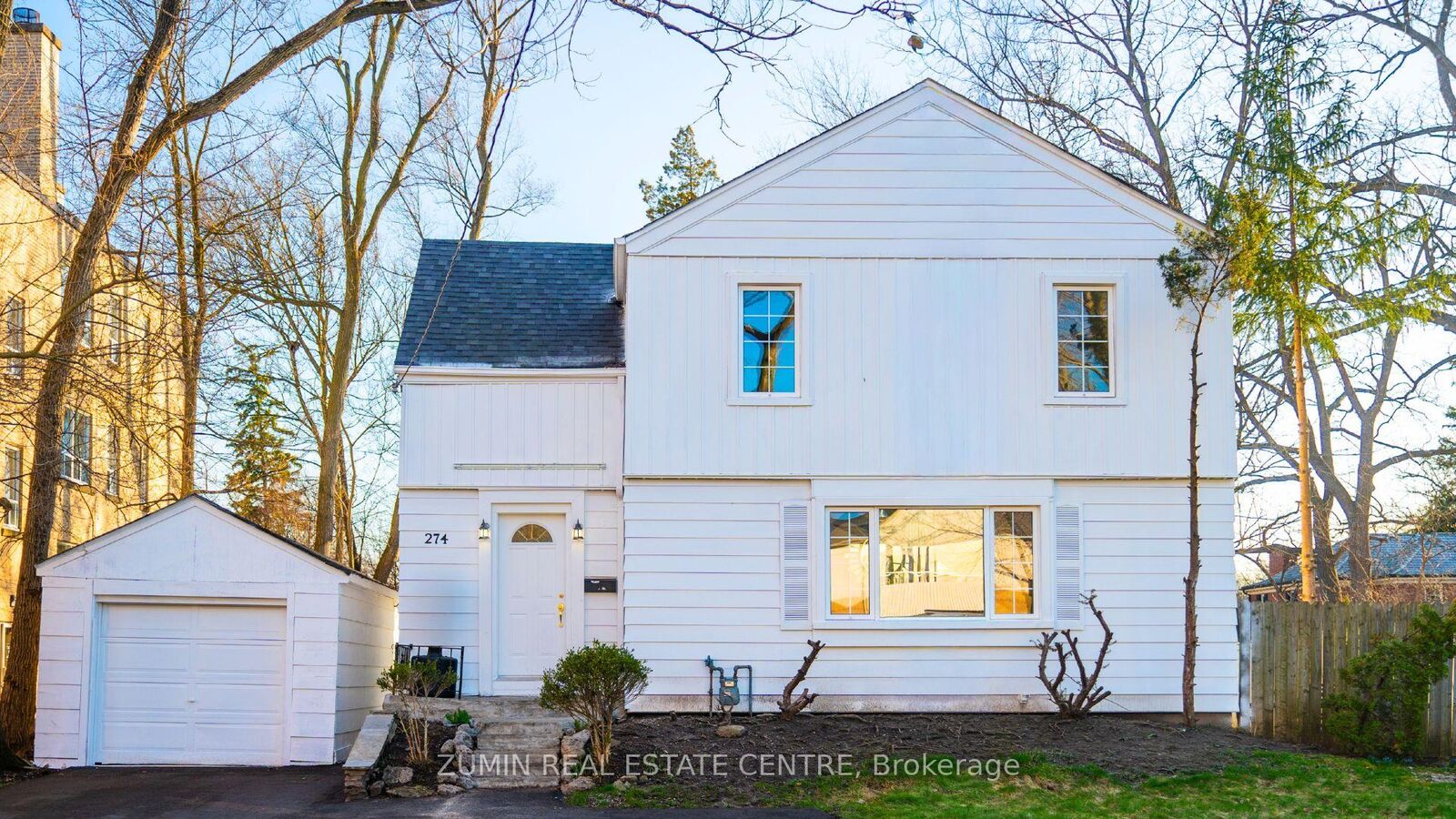 Property Photo: 274 Reynolds Street ON L6J 3L4