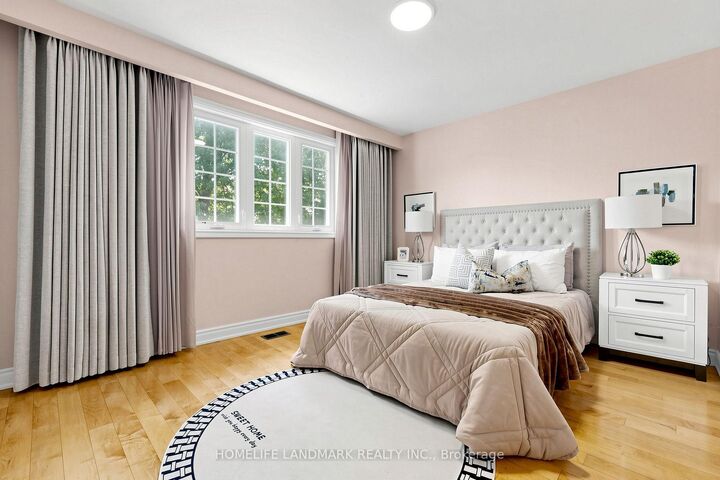Property Photo: 56 Kentland Crescent ON M2M 2X6