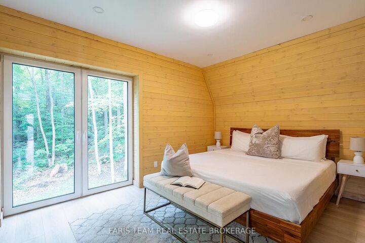 Property Photo:  1490 Champlain Road  ON L9M 0C1 