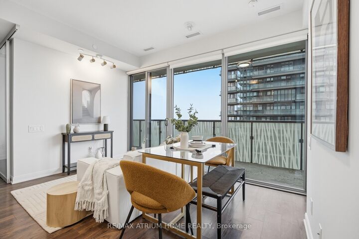 Property Photo: 50 Charles Street E 4413 ON M4Y 0C3