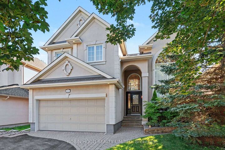 Property Photo: 92 Broughton Street ON K2K 3N4