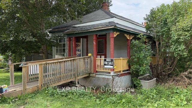 Property Photo:  348 Frank Street  ON N0H 2T0 