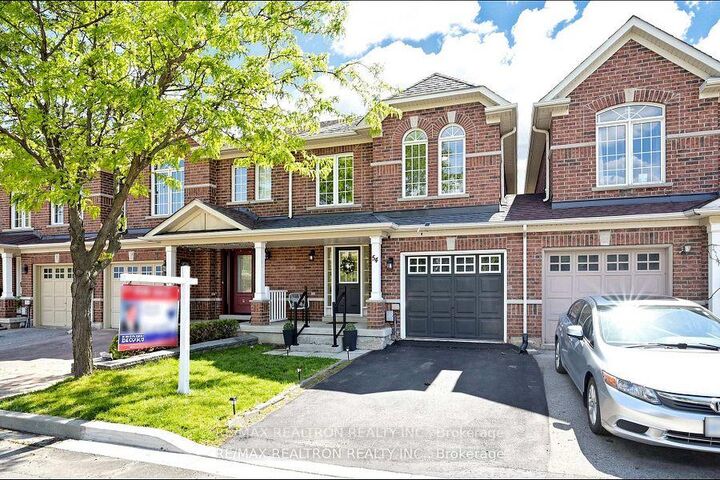 Property Photo: 54 Panama Place ON L6P 2G6