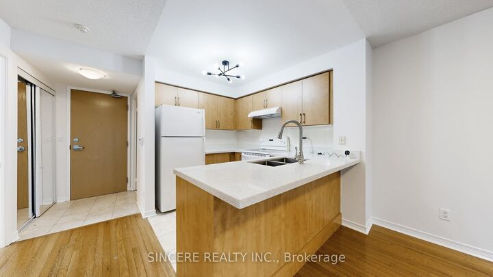 Property Photo:  503 Beecroft Road 1803  ON M2N 0A2 