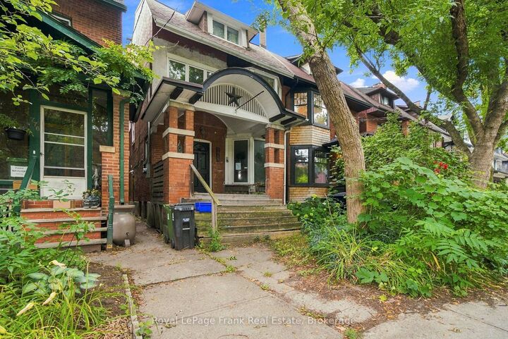 Property Photo: 778 Shaw Street ON M6G 3M1