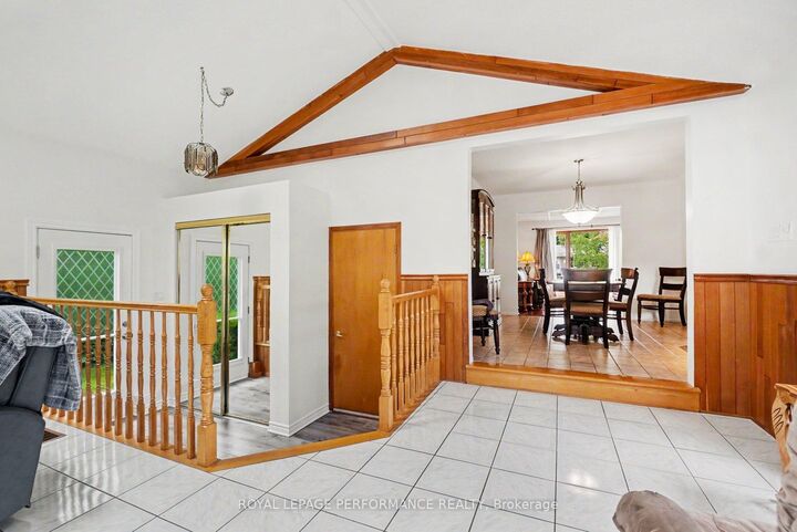 Property Photo: 1599 Maxime Street ON K1B 3K9