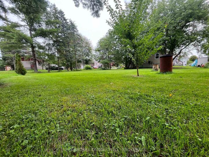 Property Photo:  0000 Queen Street  ON K0C 1N0 