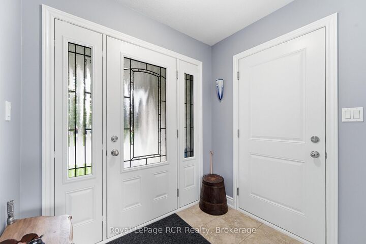 Property Photo:  358 5th Street  ON N4N 0B2 