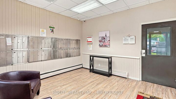 Property Photo: 6 Westlake Lane 110 ON L2N 5S3