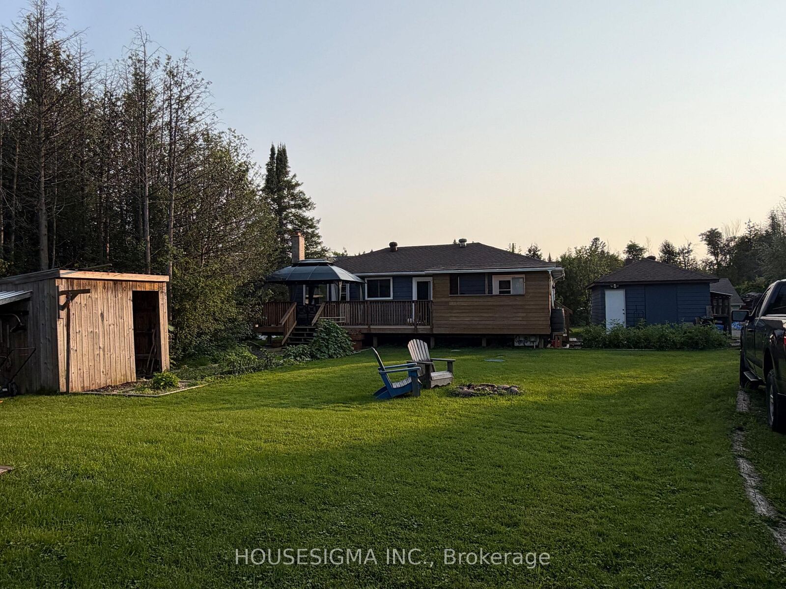 Property Photo: 16 Mazepa Place ON L0L 1T0