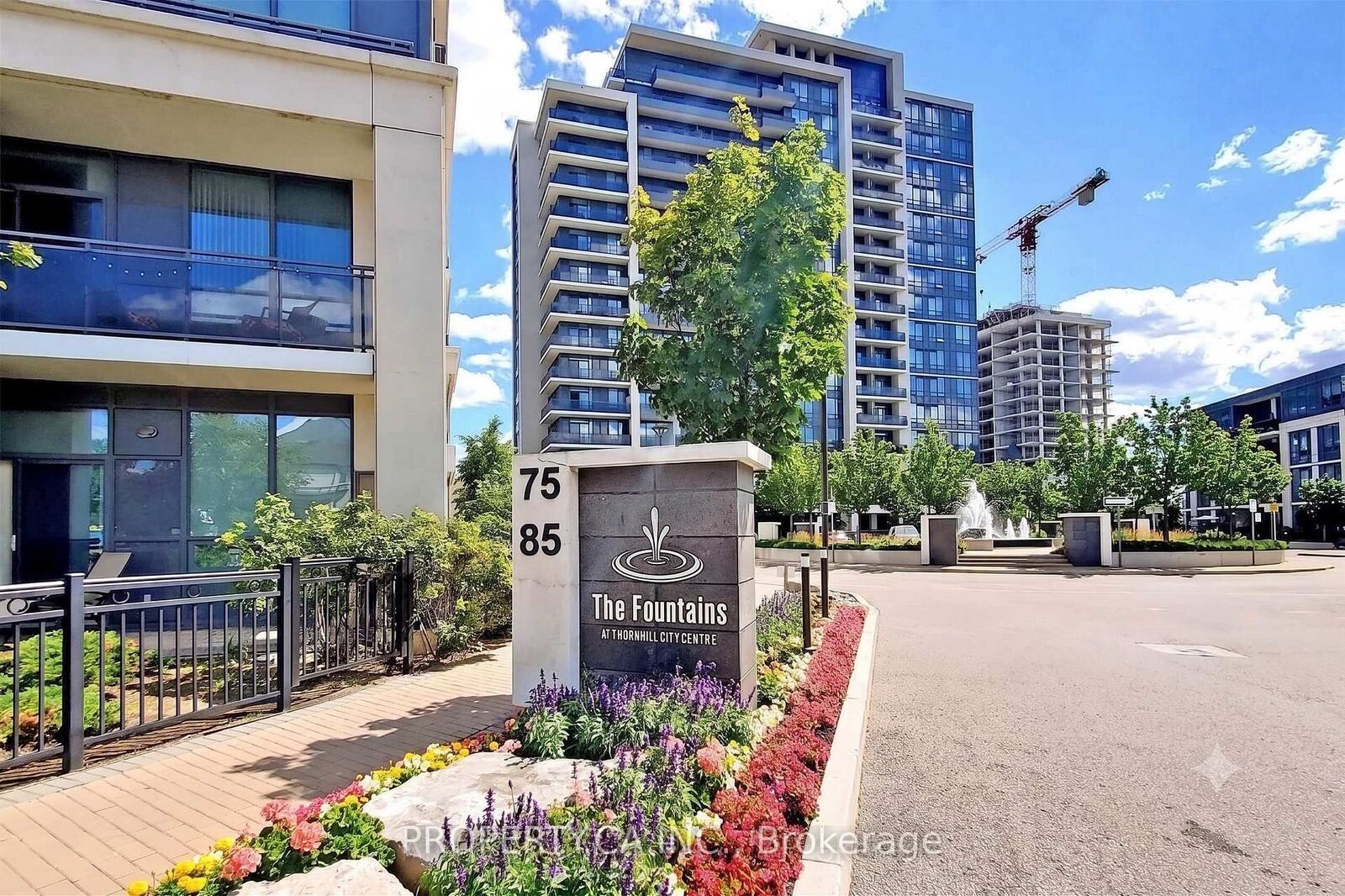 Property Photo:  85 North Park Road 807  ON L4J 0H8 