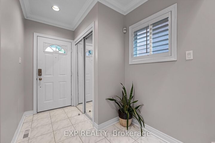 Property Photo: 591 Plantation Gate ON L3X 2C2