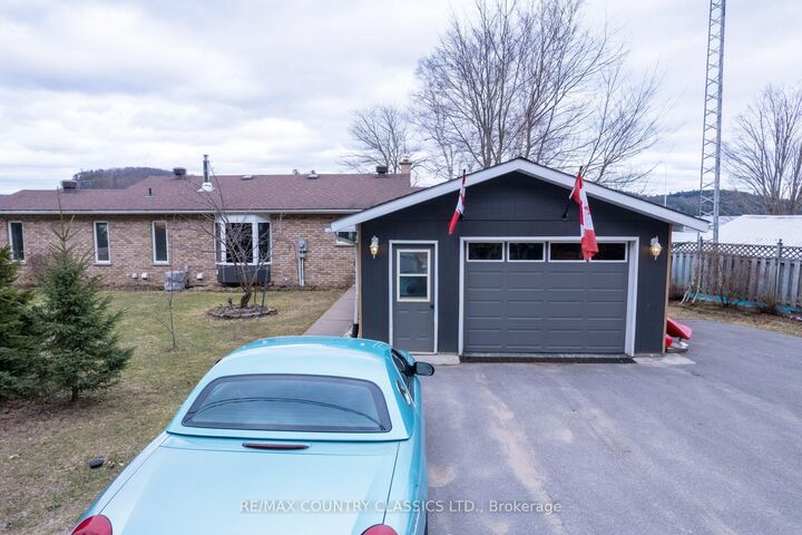 Property Photo: 1787 North Baptiste Lake Road ON K0L 2S0