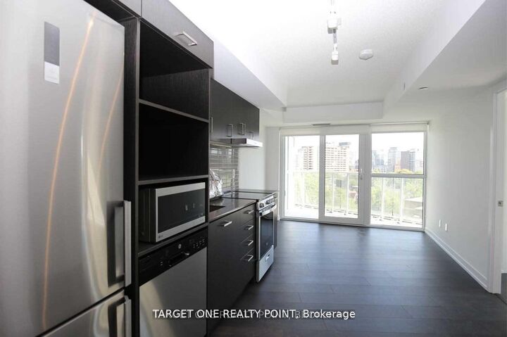 Property Photo: 219 Dundas Street E 1603 ON M5A 0V1