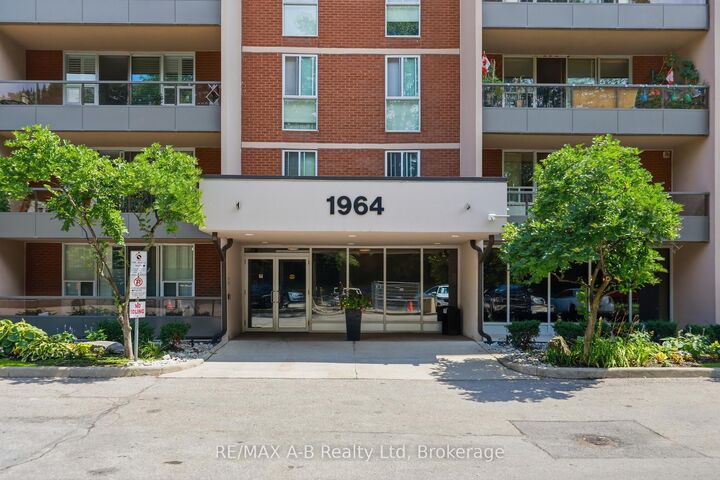 Property Photo: 1964 Main Street W 805 ON L8S 1J5