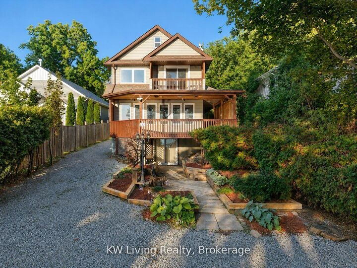 127 Lake Drive N — photo 1