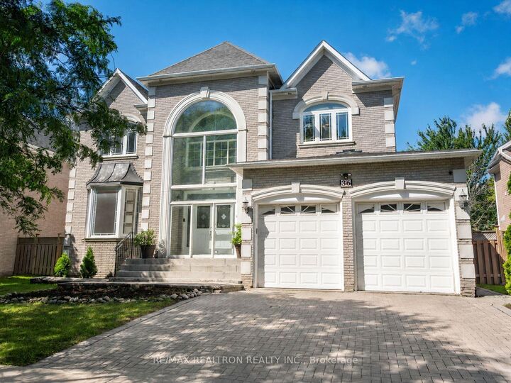 Property Photo: 36 Fern Avenue ON L4B 3R5