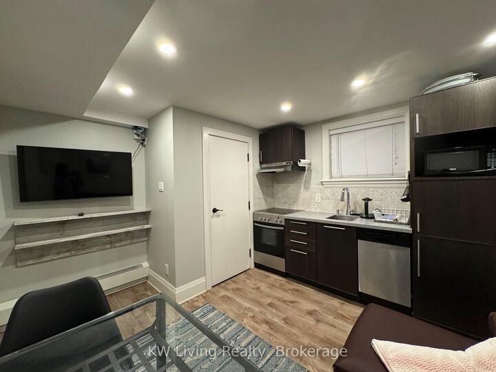 Property Photo:  55B Long Branch Avenue 4  ON M8W 3J1 