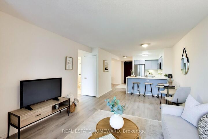 Property Photo: 750 Bay Street 1511 ON M5G 1N6