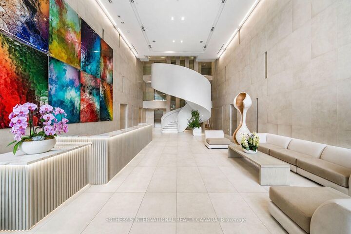 170 Avenue Road 1503 — photo 1
