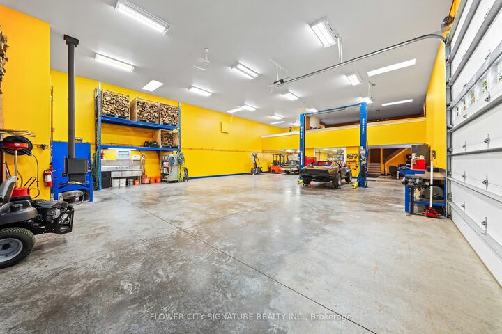 Property Photo: 9178 Sixth Line N ON L7G 4S6