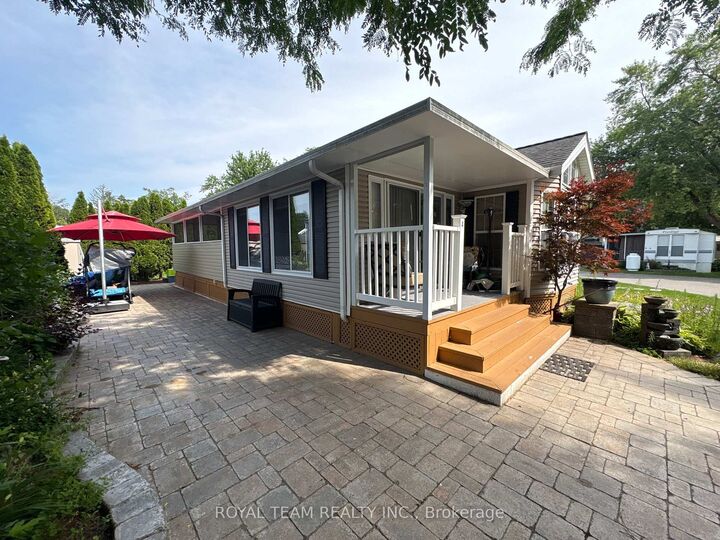Property Photo: 15014 Ninth Line Site Maple Lane 4 ON L4A 2Y3