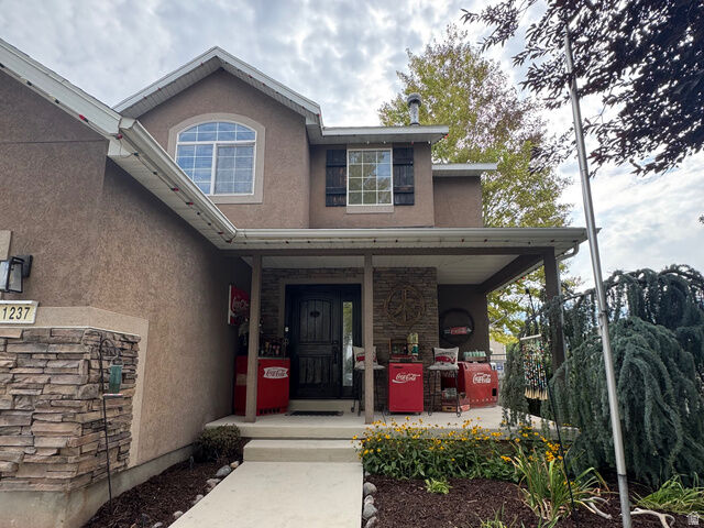 Property Photo: 1237 S 260 W UT 84651