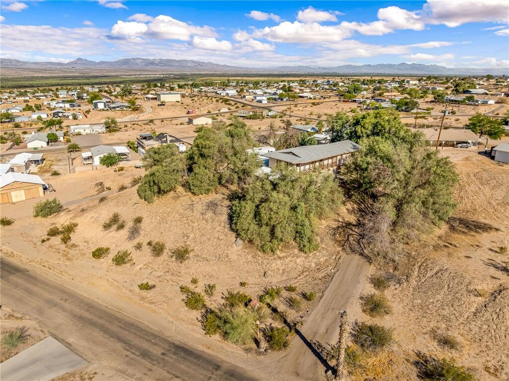 Property Photo: 4795 Tonapah Drive AZ 86436