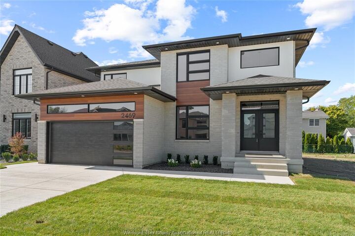 5213 Rafael — photo 1