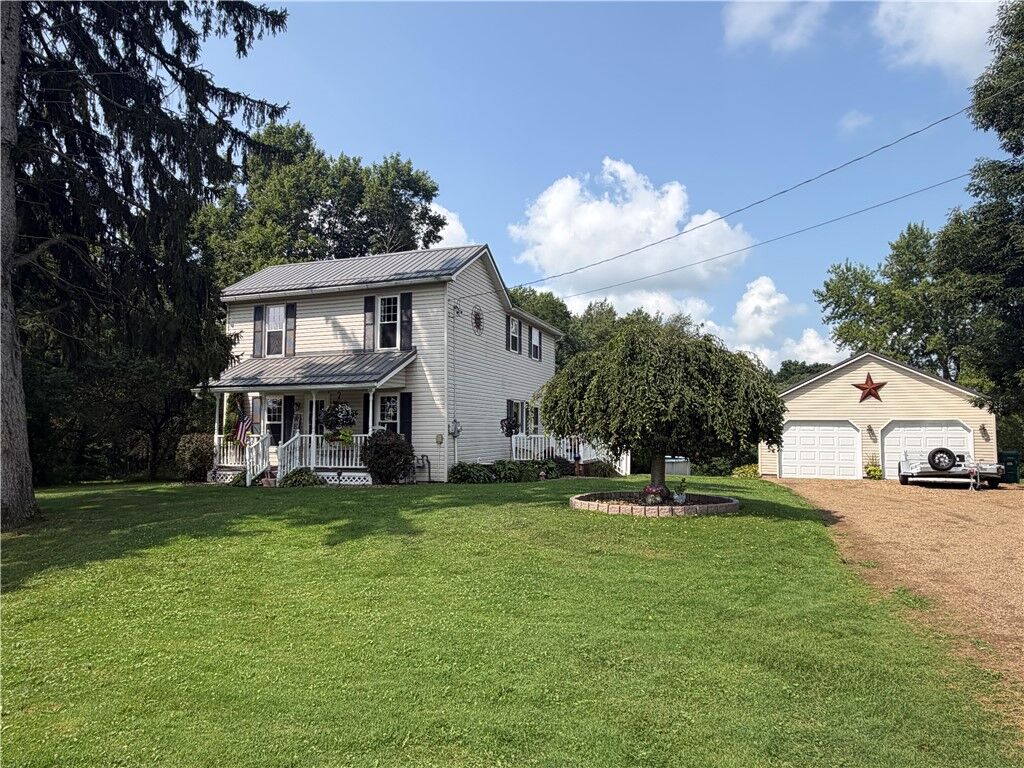 Property Photo:  1850 Perry Hwy  PA 16156 