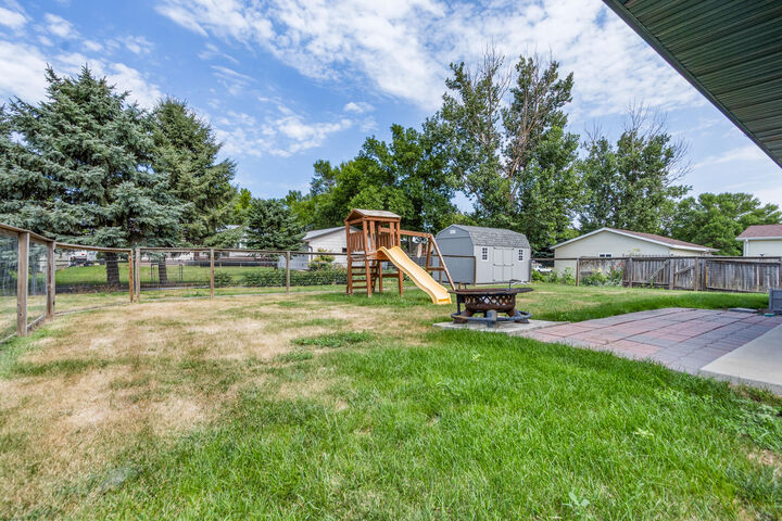 Property Photo: 25 4th Street SD 57479