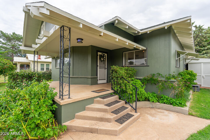 Property Photo:  46 Black Knob View  AZ 85603 