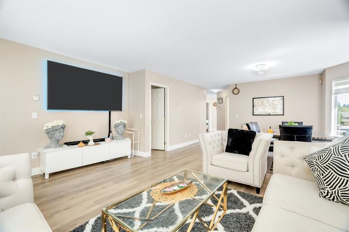 Property Photo: 16031 82 Avenue 206 BC V4N 0N4