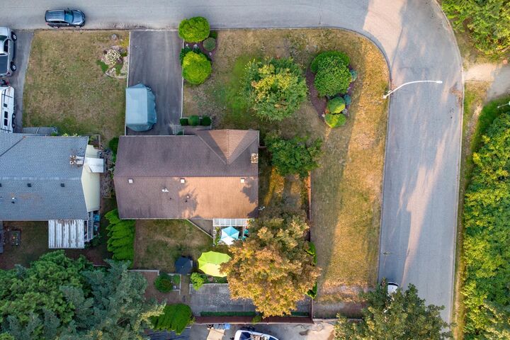 Property Photo: 1614 Connaught Drive BC V3C 4G8