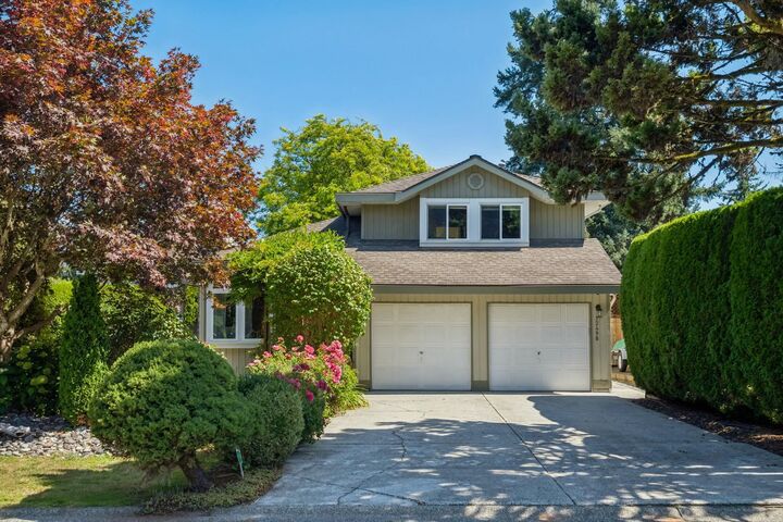 12498 202B Street — photo 1