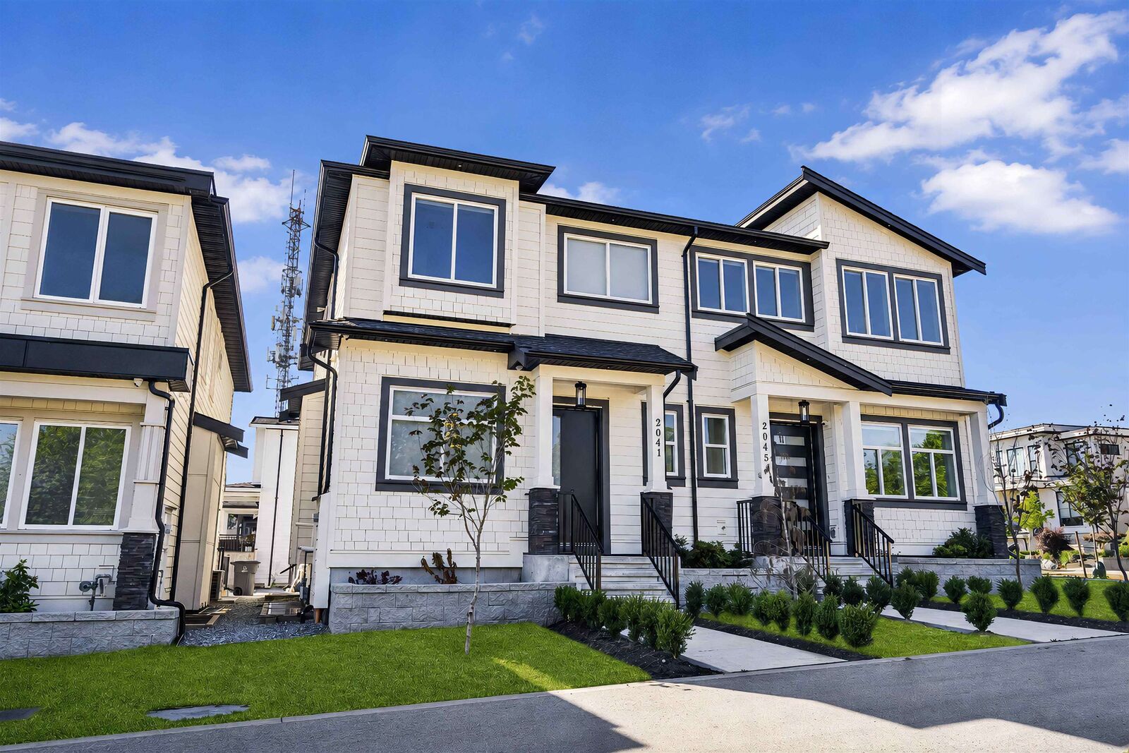 Property Photo: 2041 168 Street BC V3Z 1H1