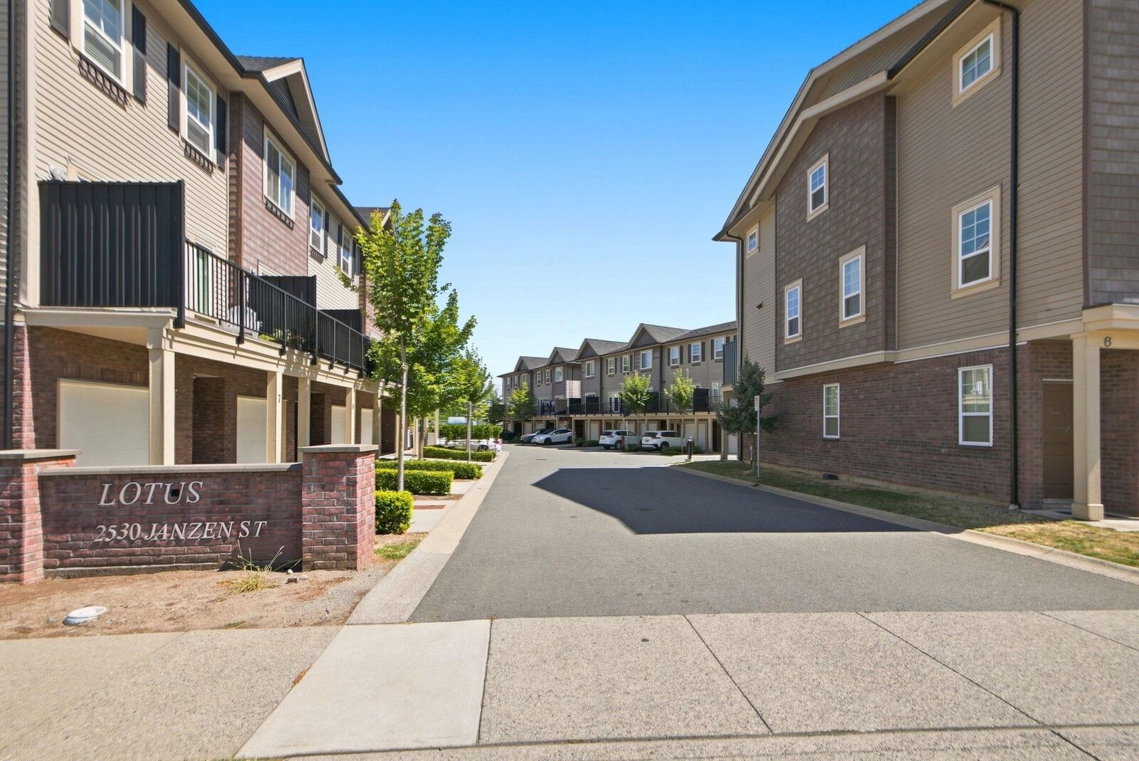 Property Photo: 2530 Janzen Street 19 BC V2T 0H7
