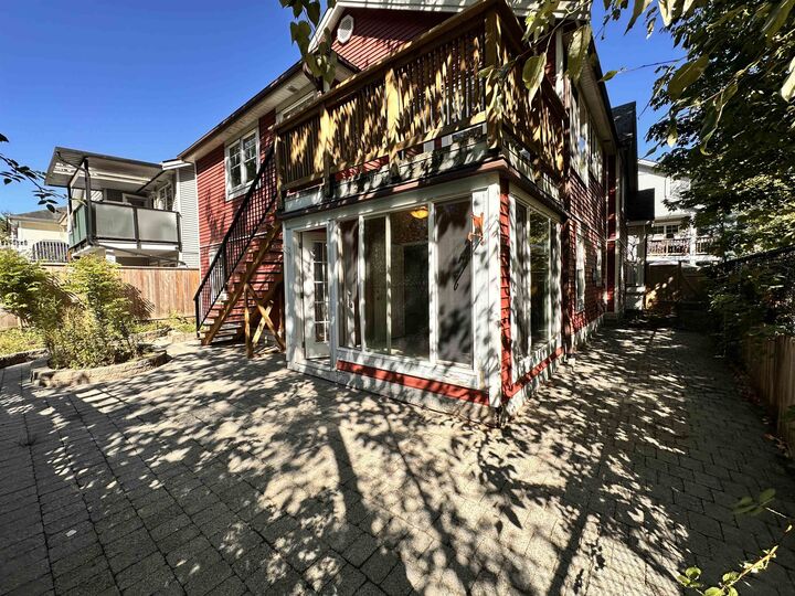 Property Photo:  3000 Riverbend Drive 301  BC V3C 6R1 