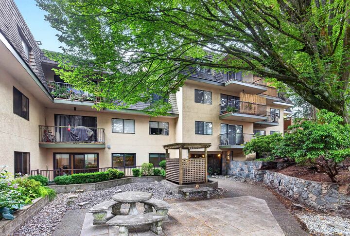 Property Photo: 466 E Eighth Avenue 305 BC V3L 4L2