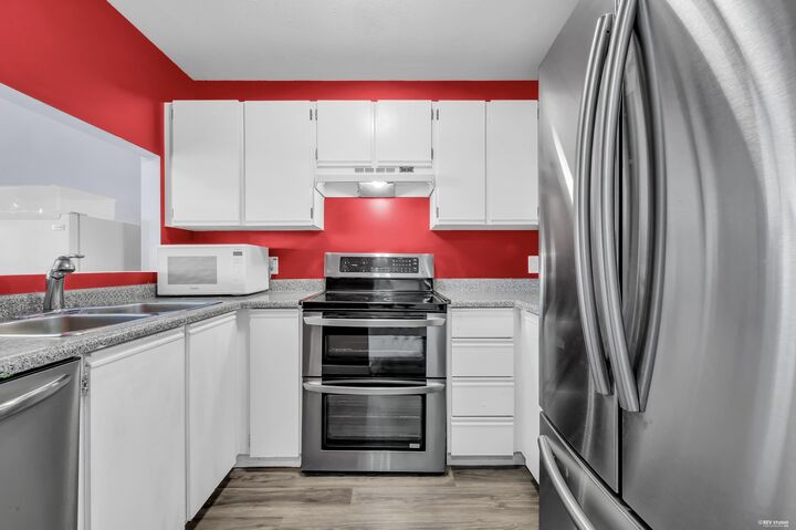 918 Roderick Avenue 115 — photo 1