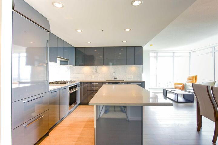 Property Photo: 6700 Dunblane Avenue 2808 BC V5H 0J3