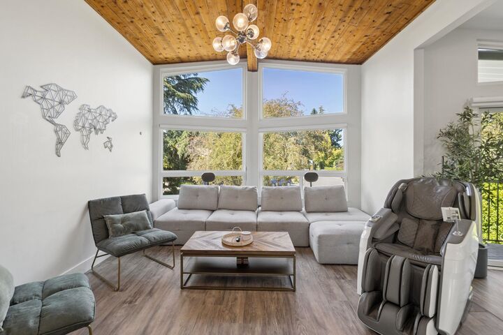 Property Photo:  5668 Dove Place  BC V4K 3R3 