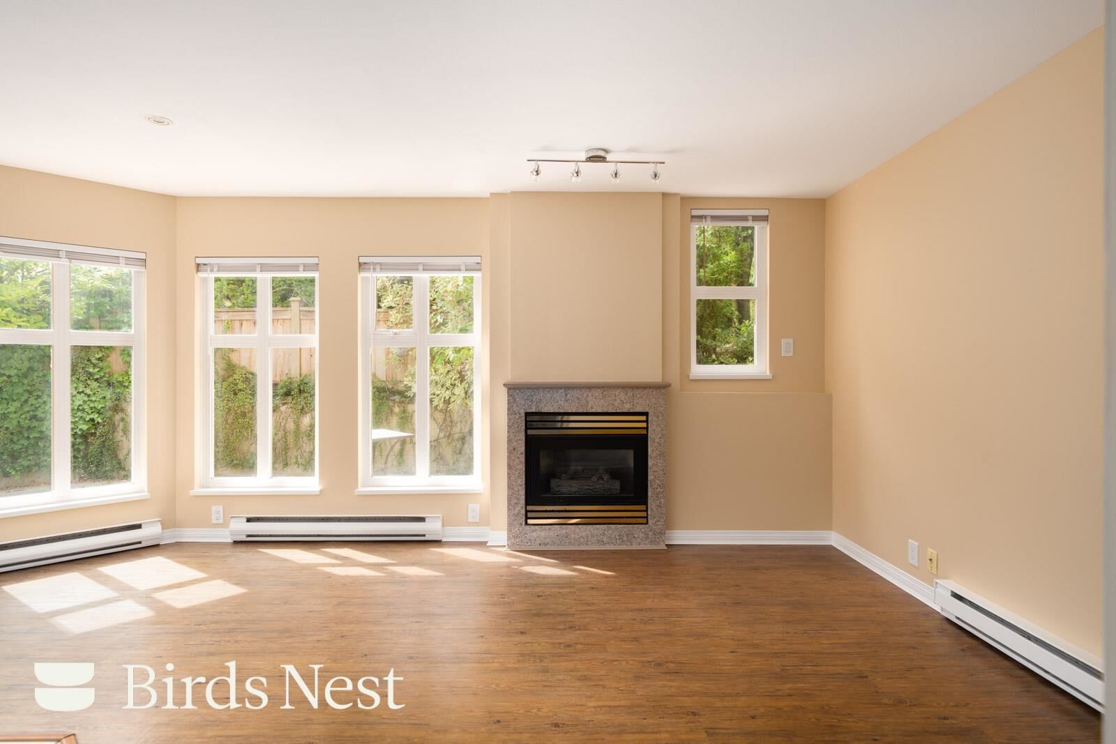 Property Photo: 1099 W 71st Avenue 101 BC V6P 6Y5