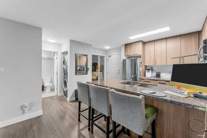 Property Photo: 12075 Edge Street 409 BC V2X 9E6